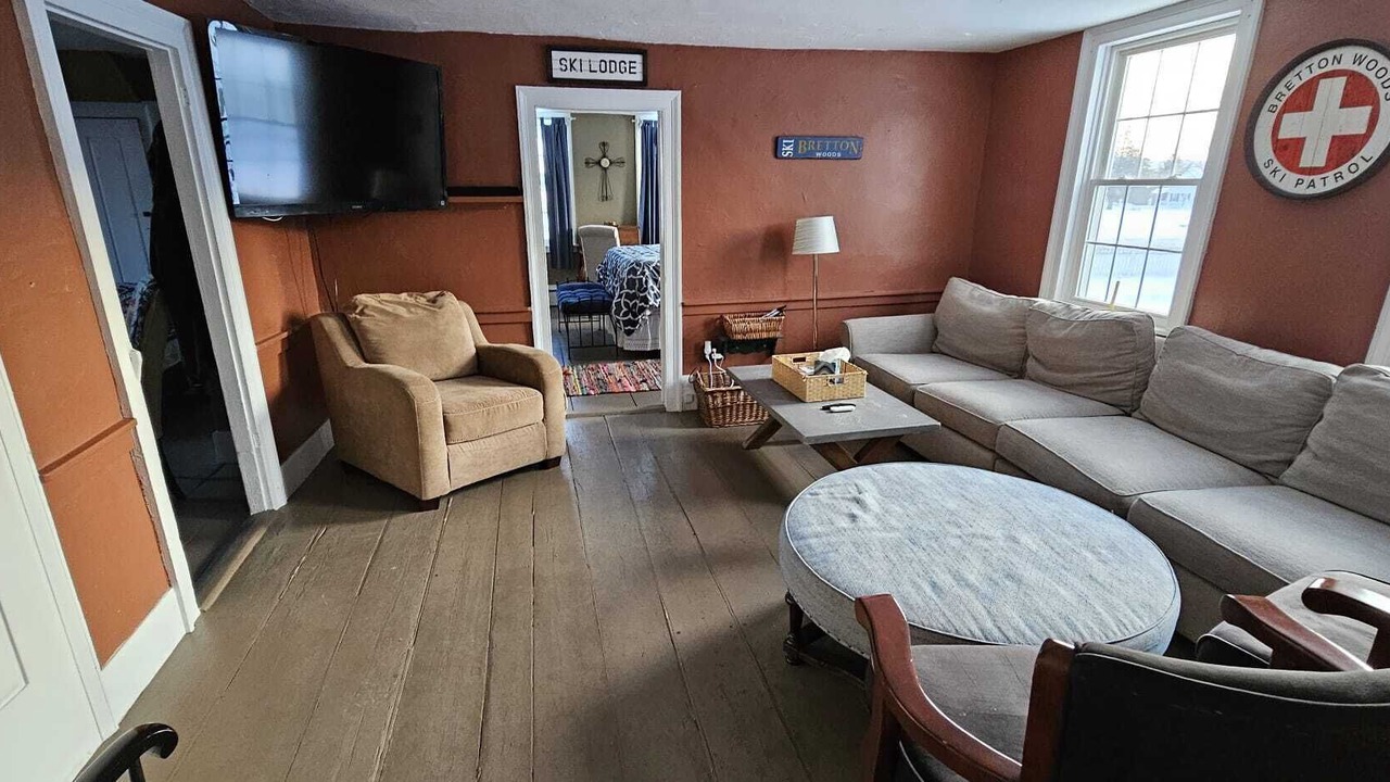 Photo of Livingroom in Guildhall