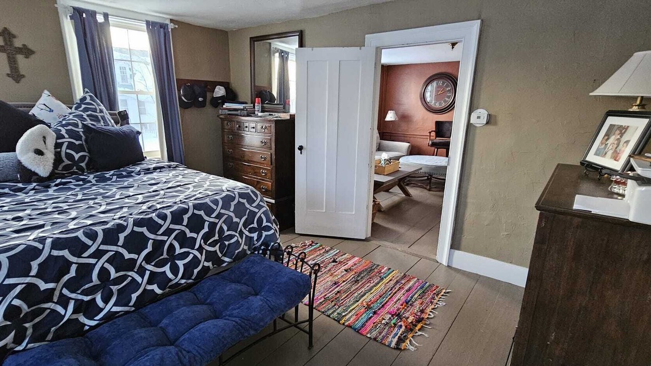 Photo of Bedroom in Guildhall