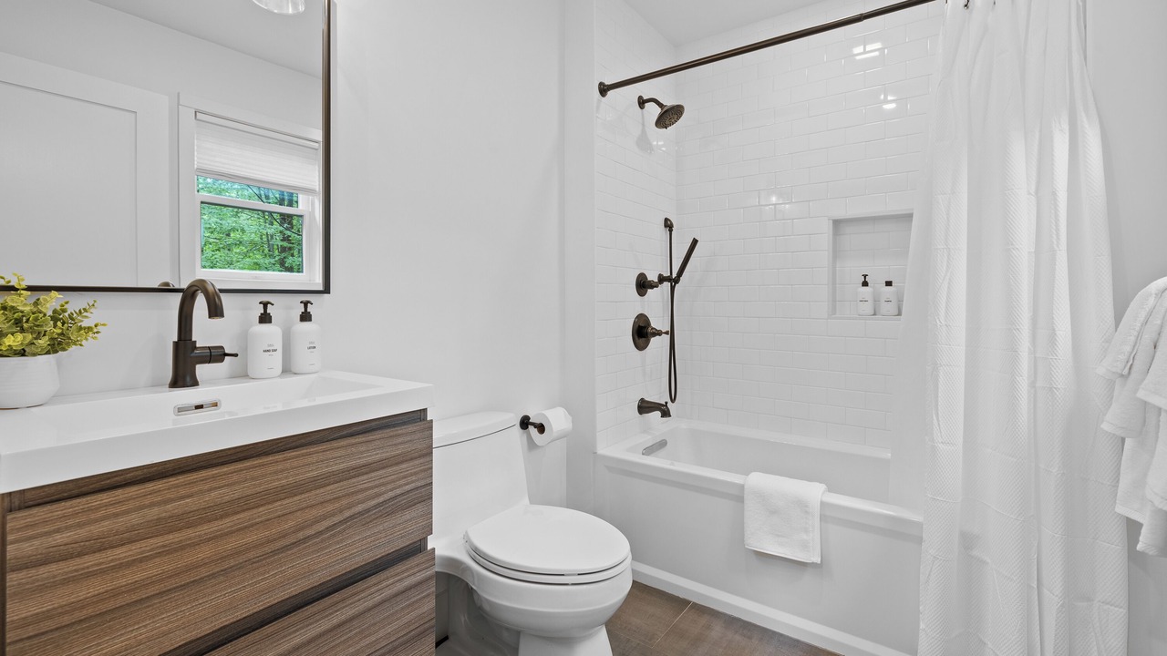 Photo of Bathroom in Stratton and Bromley Ski Areas