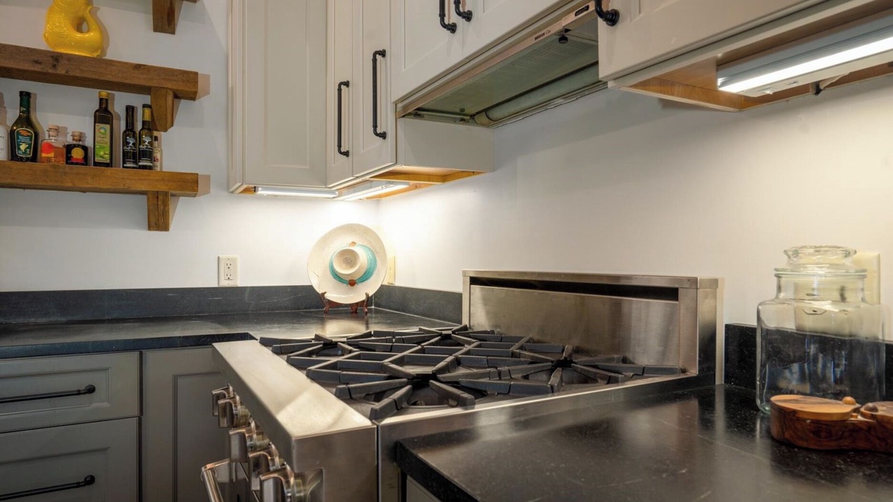 Photo of Kitchen in Londonderry