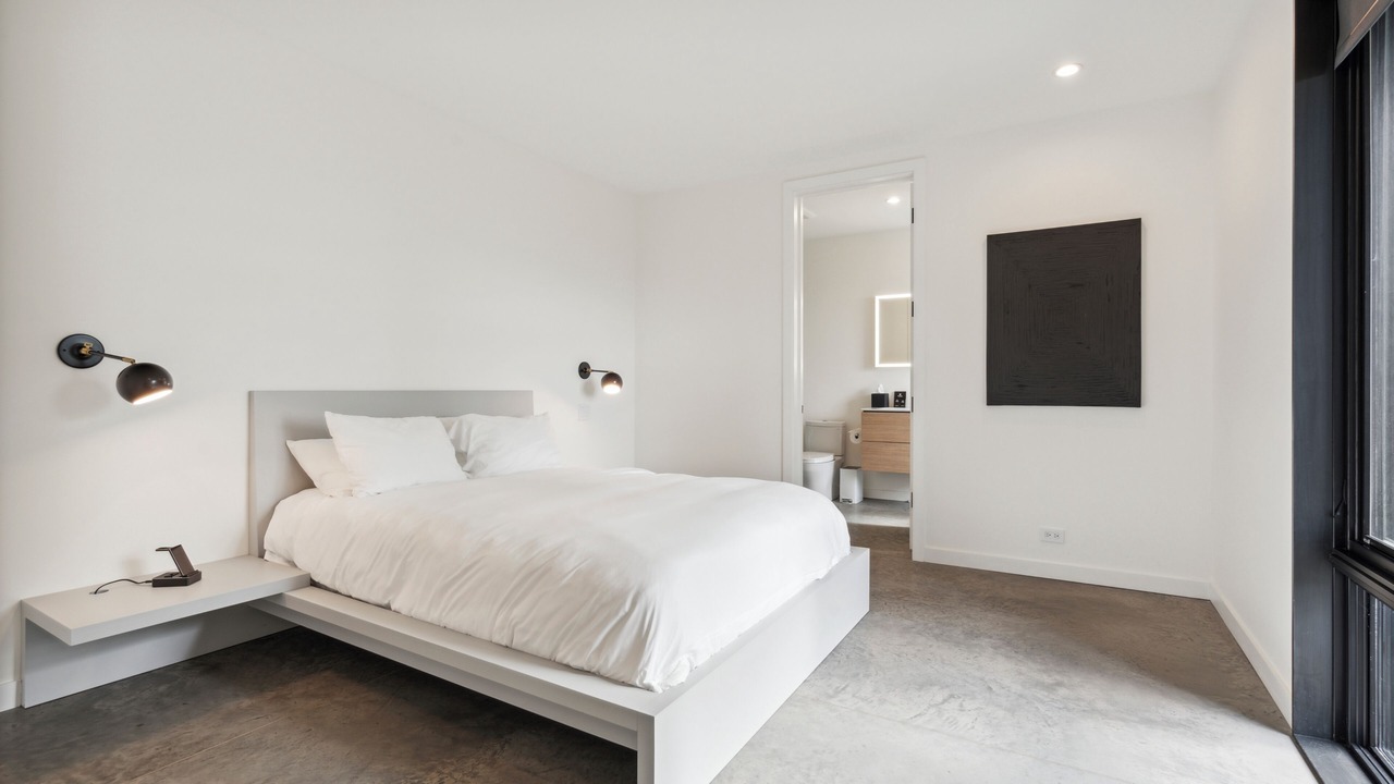 Photo of Bedroom in Waterbury Center