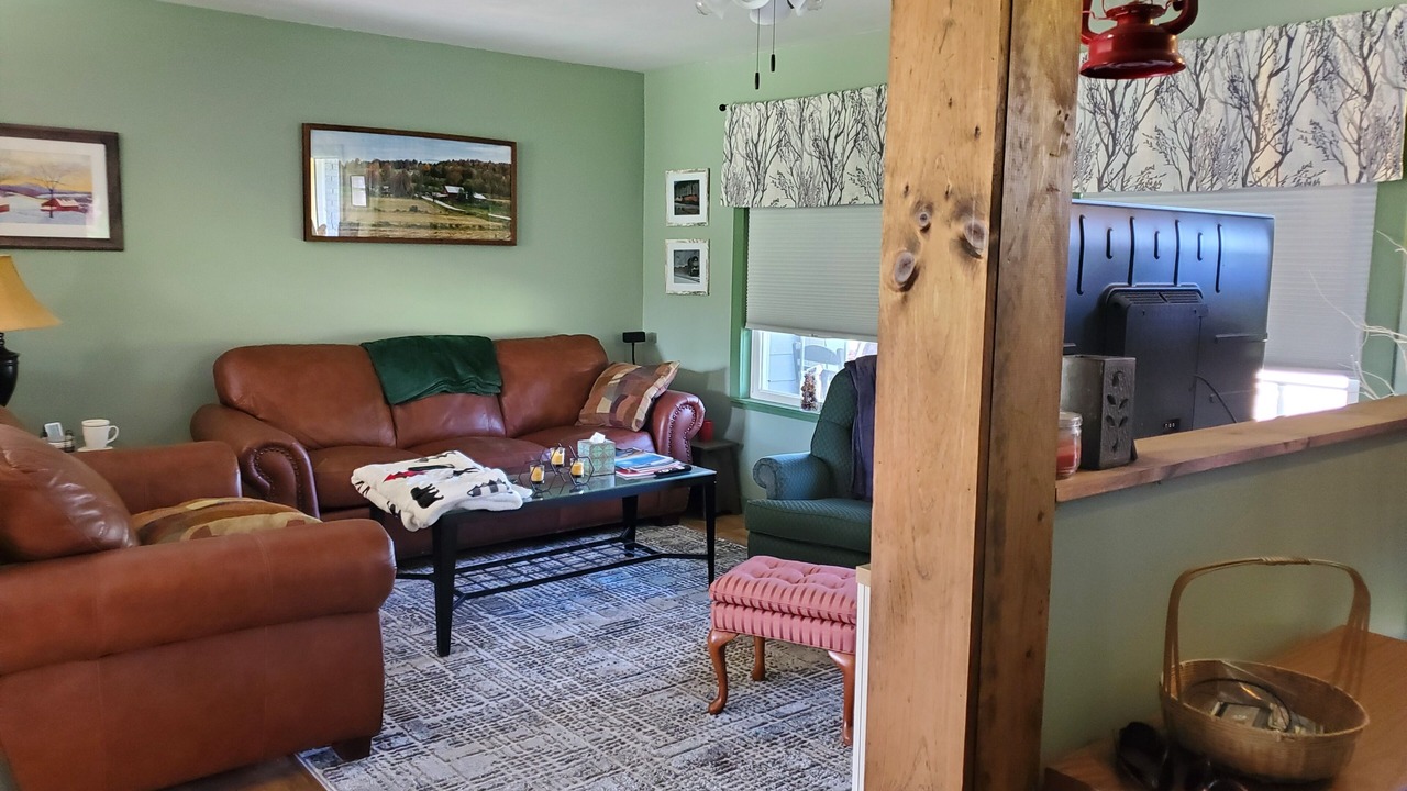 Photo of Livingroom in Canaan