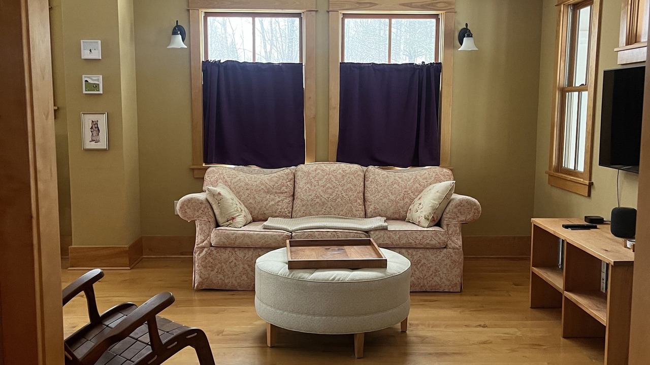 Photo of Livingroom in Barton