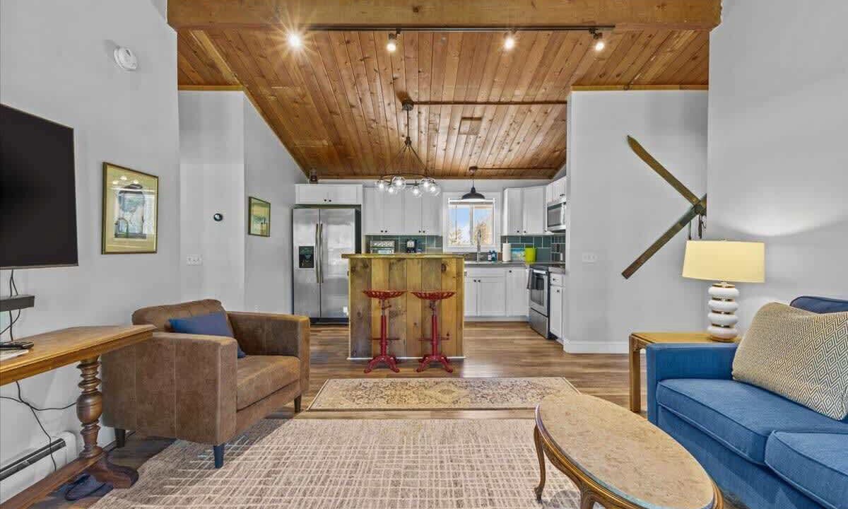 Photo of Livingroom in Stowe Area