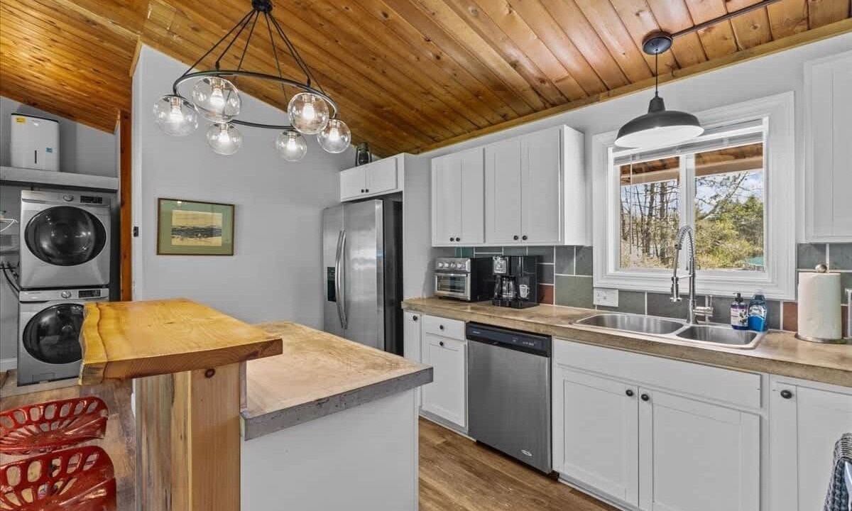 Photo of Kitchen in Stowe Area