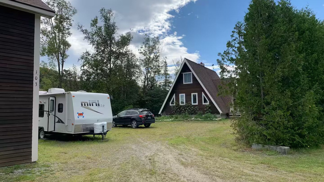 Photo of Outdoor in Glover