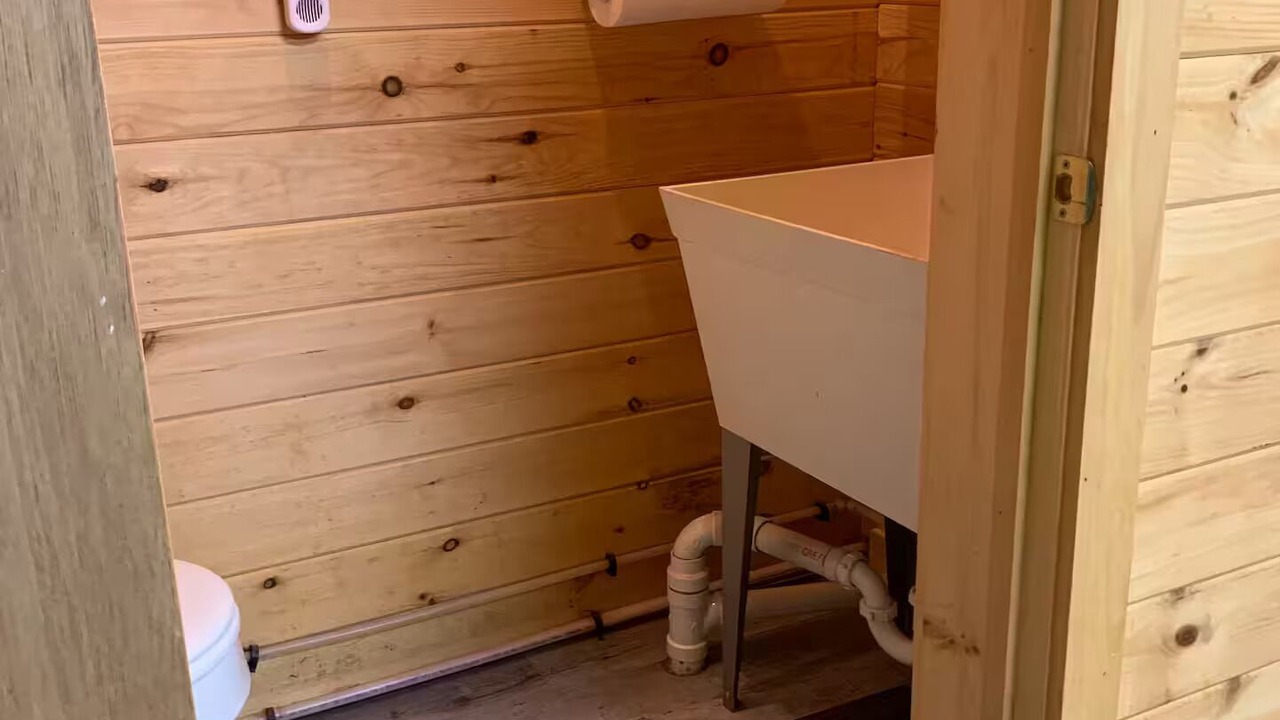 Photo of Bathroom in Glover