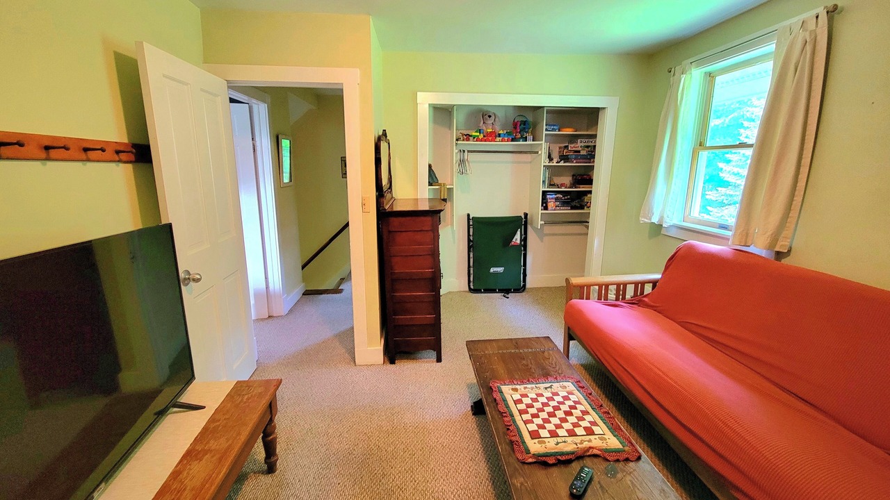 Photo of Livingroom in Jay