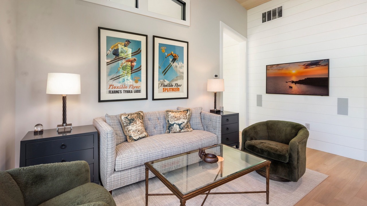 Photo of Livingroom in Stowe Area
