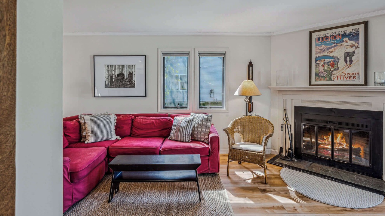 Photo of Livingroom in West Hartford