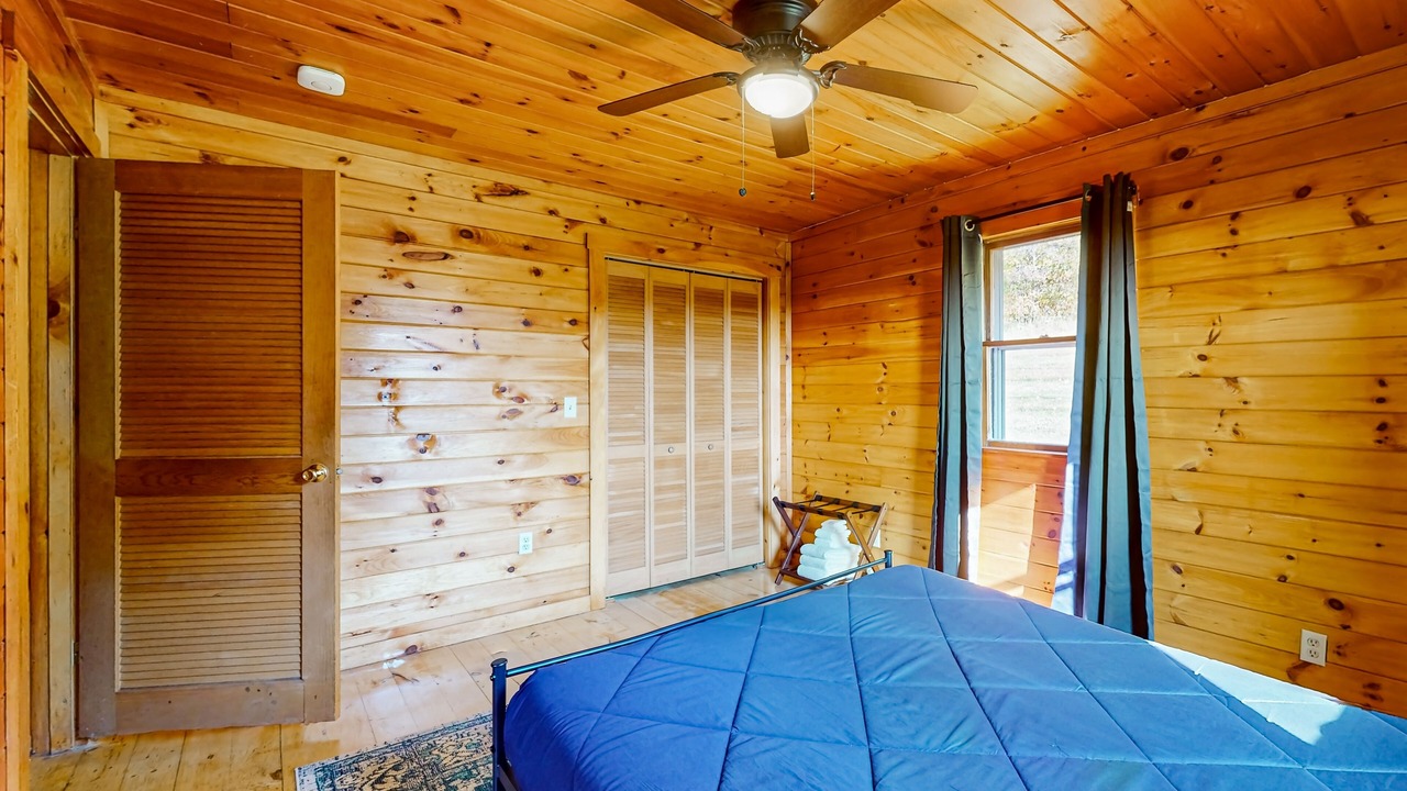 Photo of Bedroom in Barton