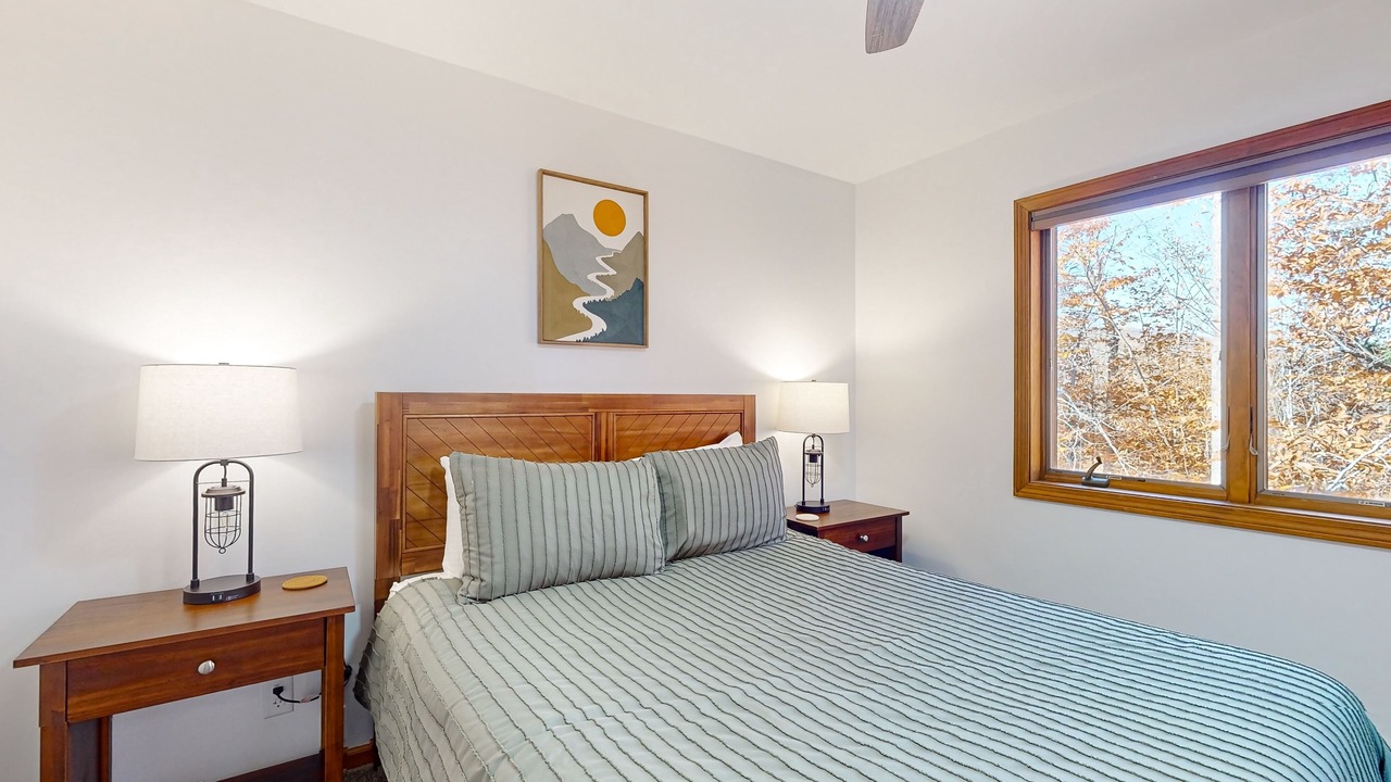 Photo of Bedroom in Mountain Acres