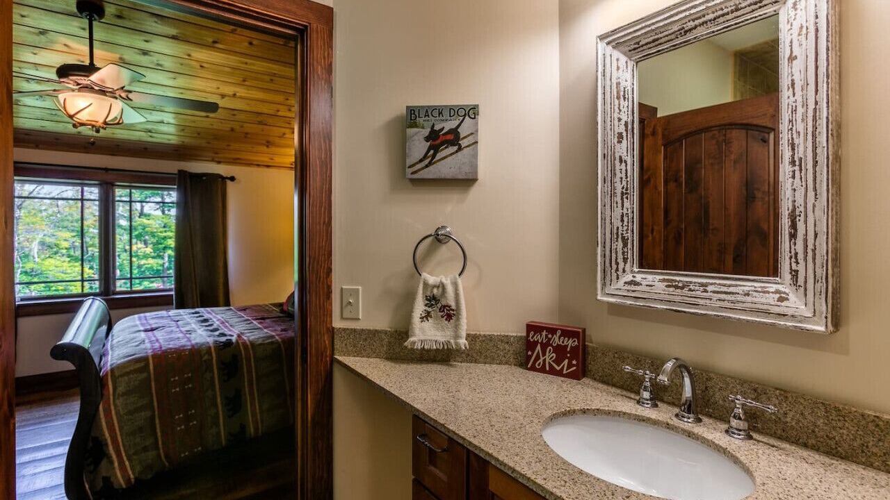 Photo of Bedroom in Stratton Mountain