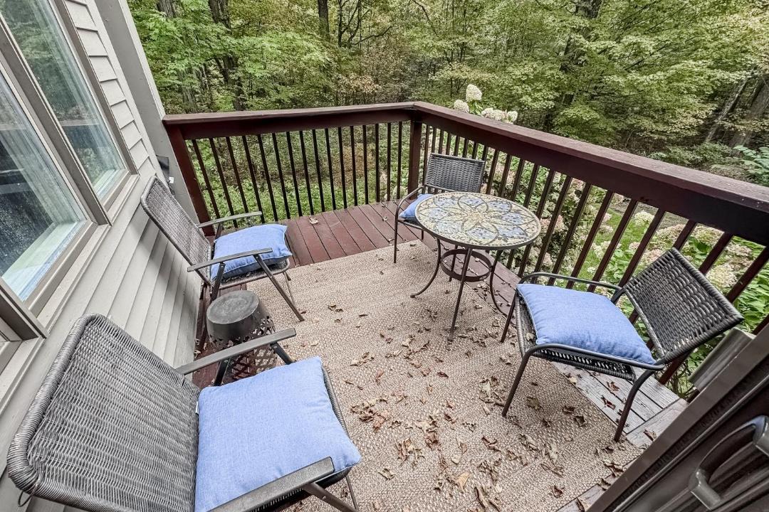 Photo of Patio Balcony in West Hartford
