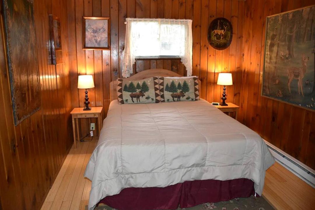 Photo of Bedroom in Gilman