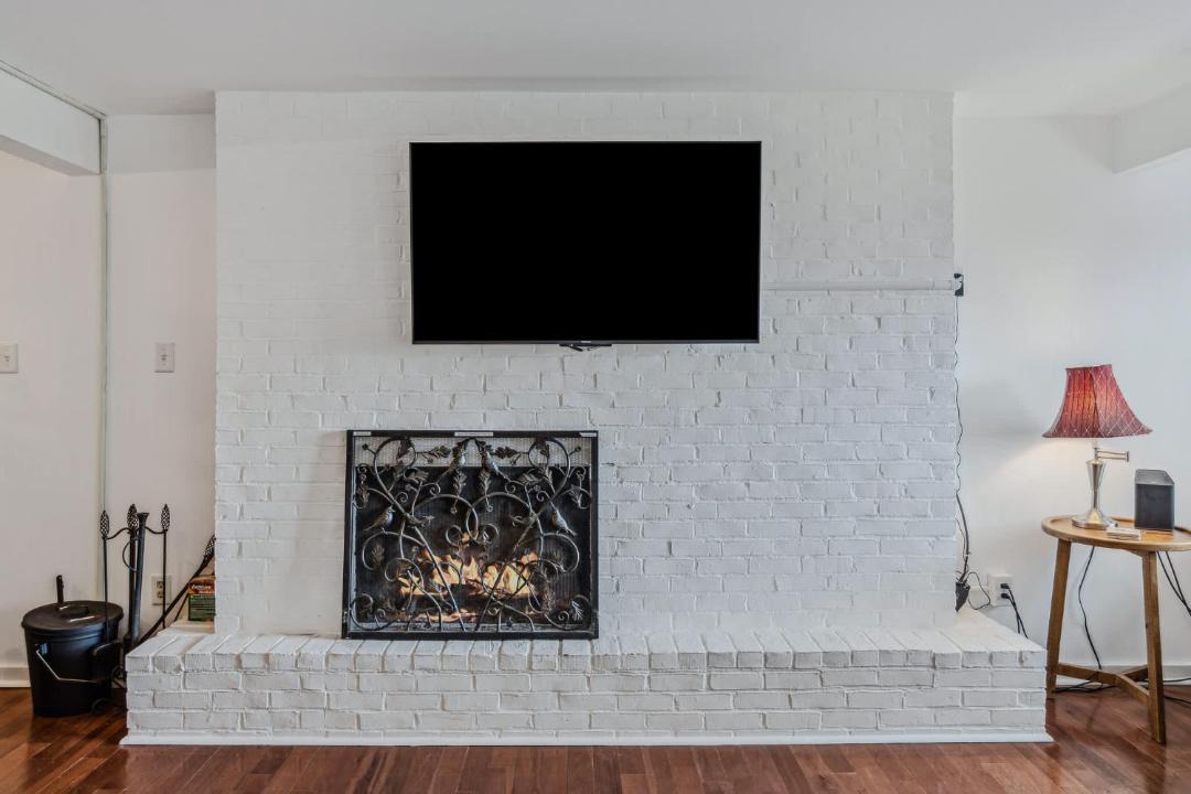 Photo of Livingroom in West Hartford