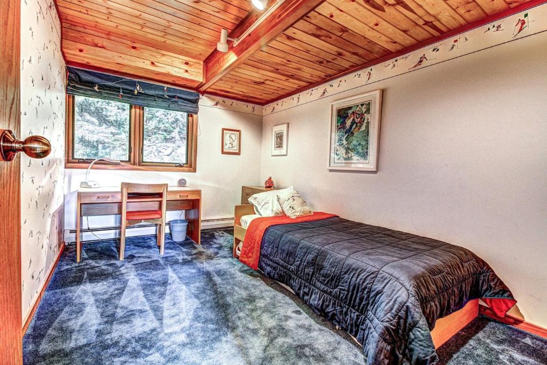 Photo of Bedroom in Stratton Mountain