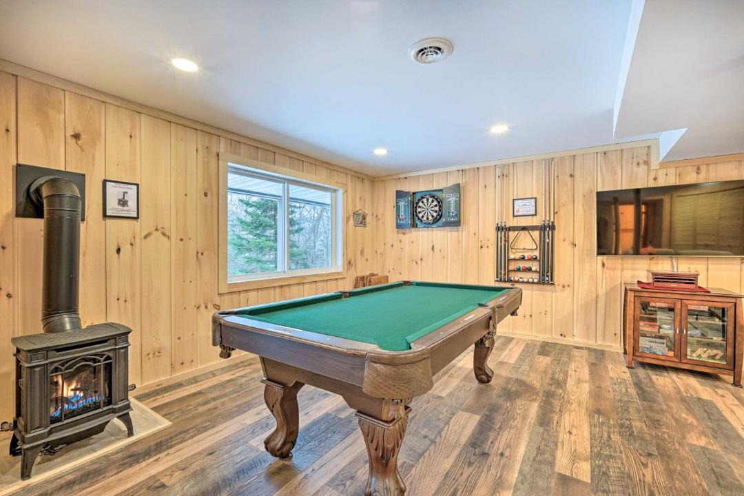 Photo of Livingroom in West Dover