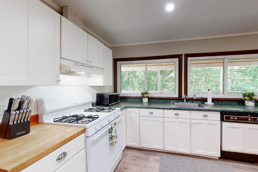 Photo of Kitchen in Stratton and Bromley Ski Areas