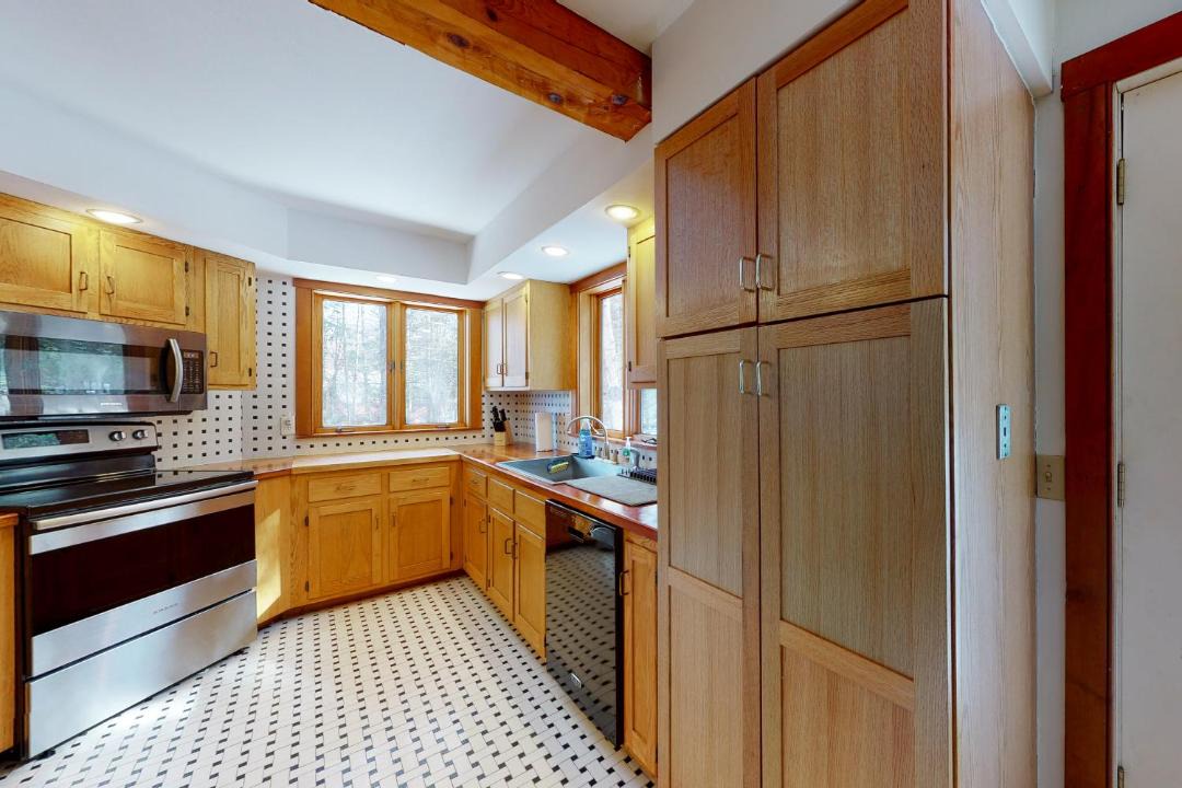 Photo of Kitchen in South Londonderry