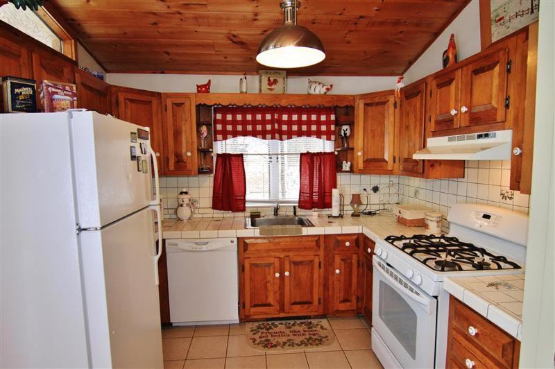 Photo of Kitchen in Londonderry