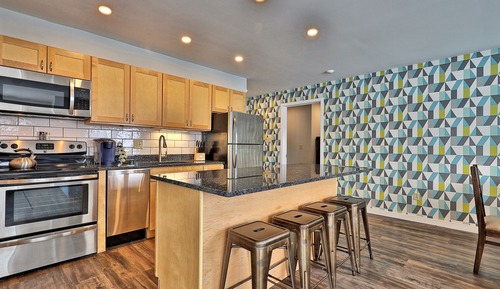 Condo, 2 Bedrooms